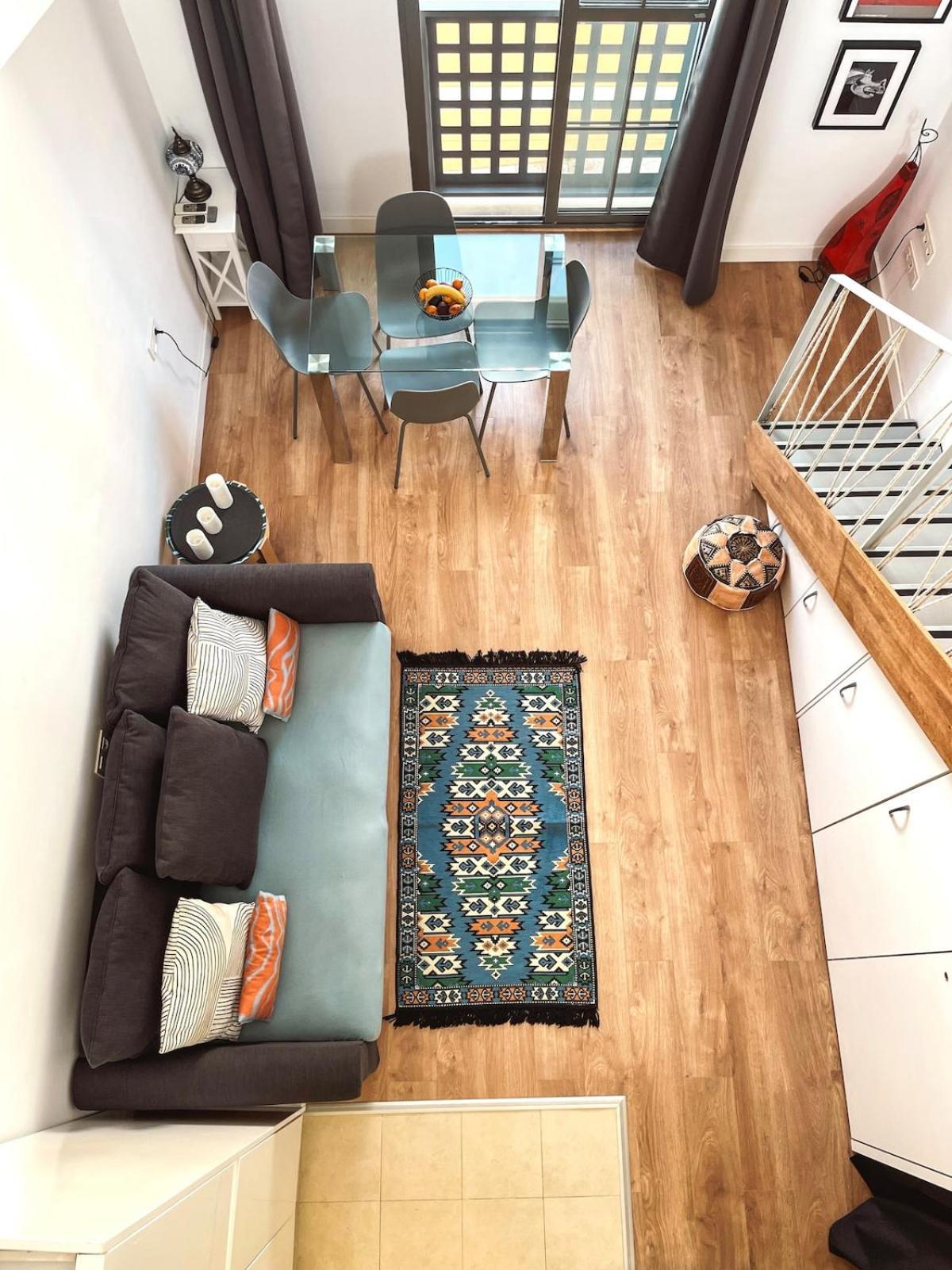 Loft Nest Private Terrace Apartment *
