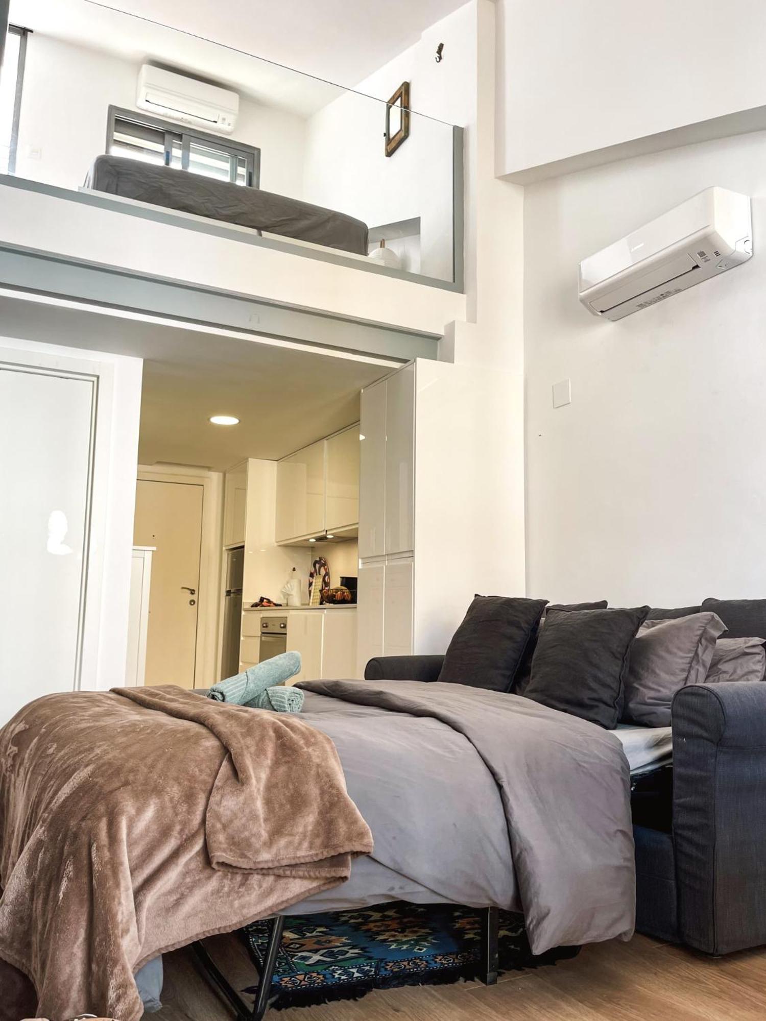 Loft Nest Private Terrace Apartment *